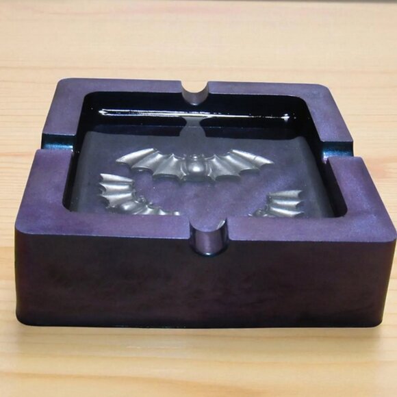 NEW Halloween Vampire Bat Ashtray or Trinket Dish. - Picture 8 of 9